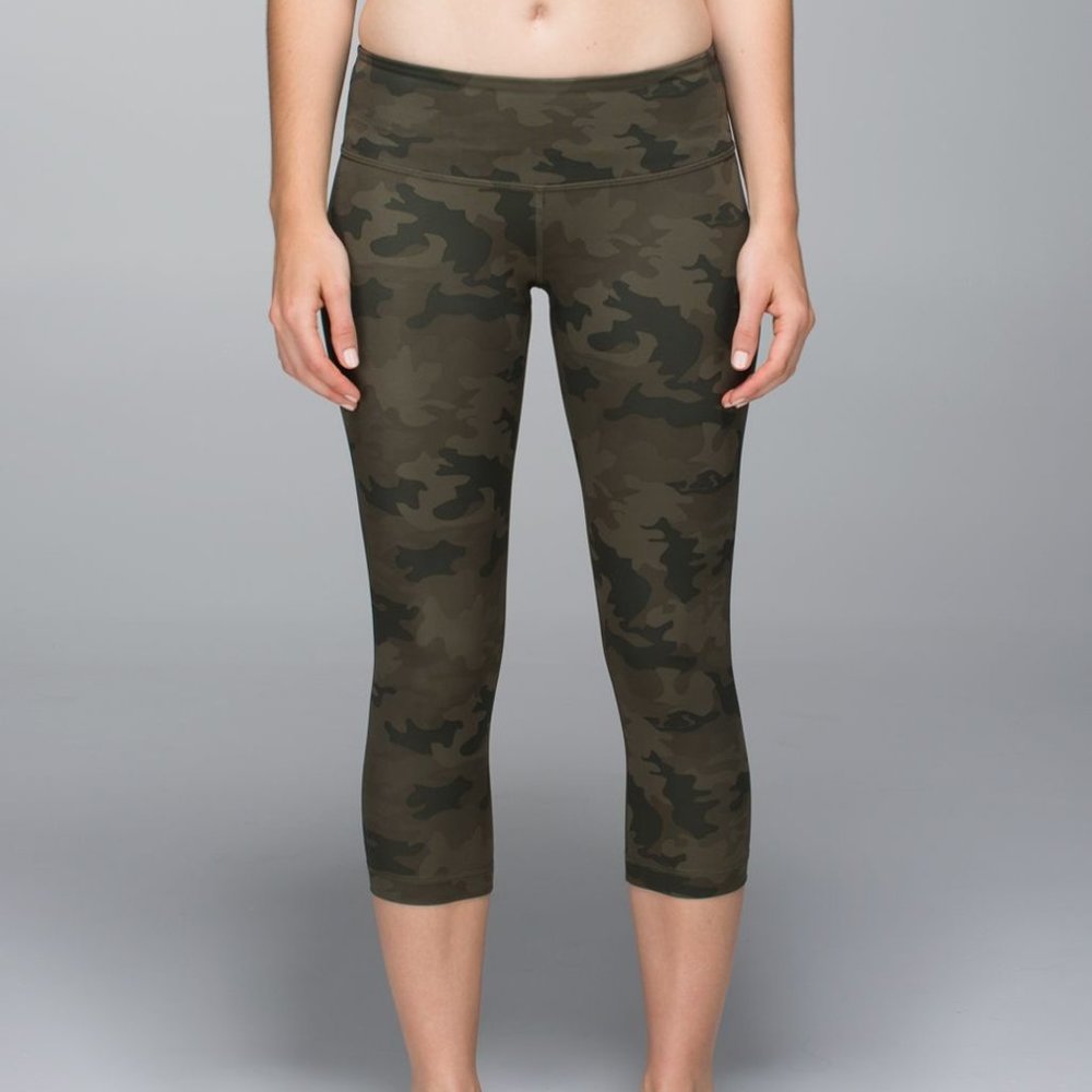 Lululemon Wunder Under Crop *Full-On Luxtreme